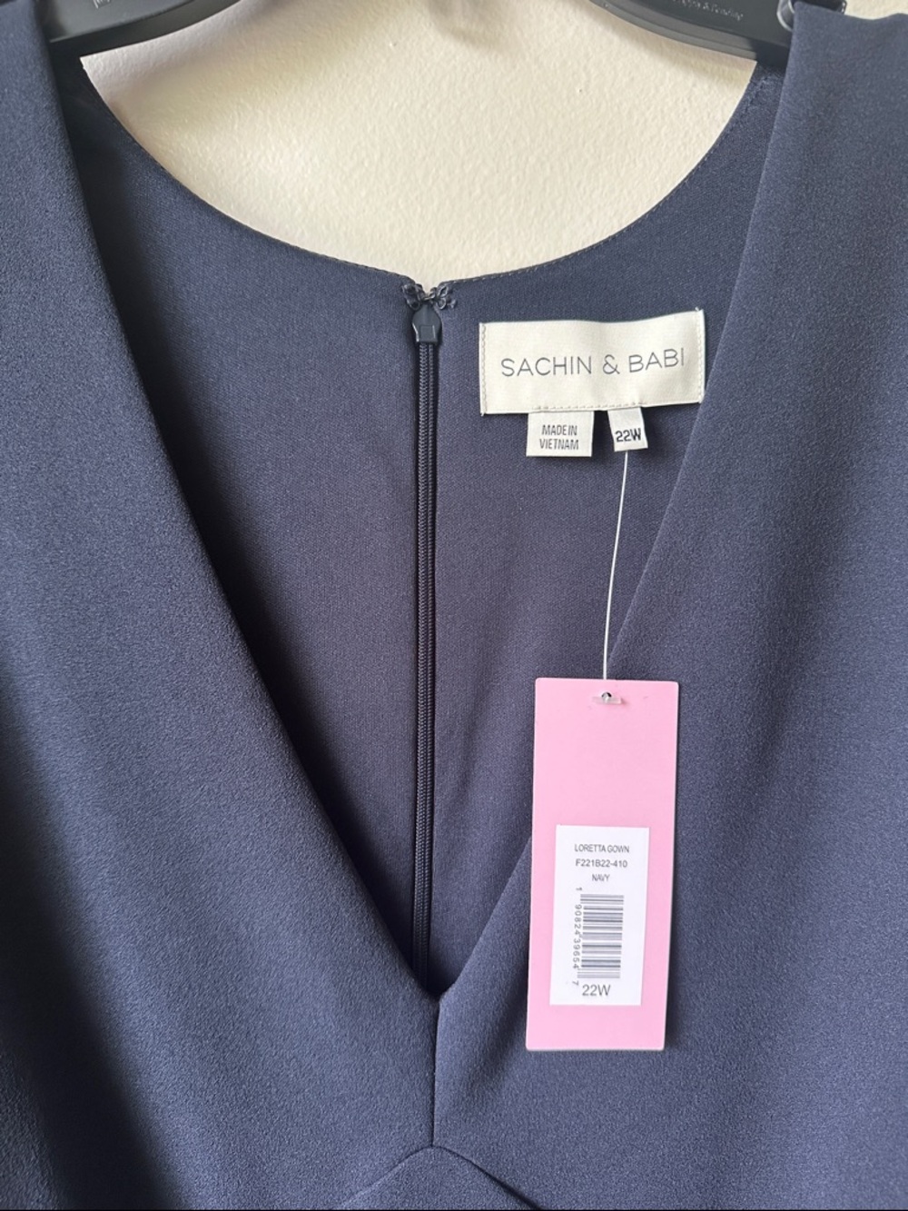 SACHIN AND BABI Navy Sleeveless V-Neck Maxi Dress - Size 22W - Picture 2 of 4